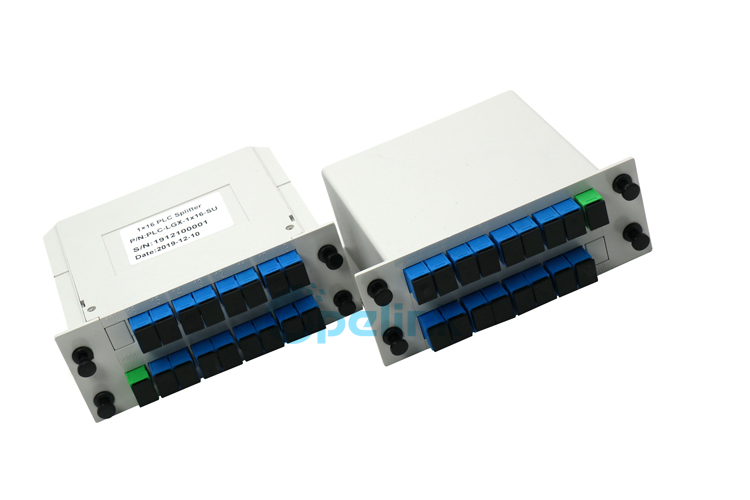 This is a 1x16 optical splitter cassette product sold by opelink. It is packaged in lgx box of standard size and easy to operate. It has SC / APC adapter input and SC / PC adapter output