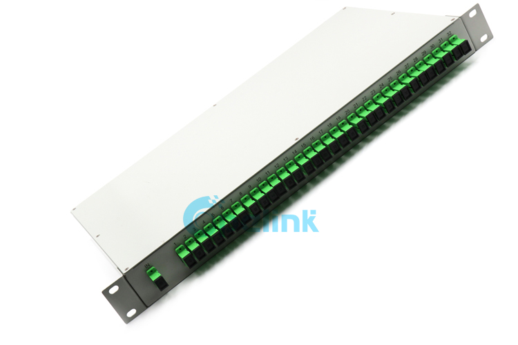 This is a 1x32 Rack Mount Fiber Optic PLC Splitter product sold by opelink, a standard 19