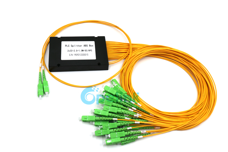 This is a 2x32 fiber optic PLC splitter product sold by opelink, which is packaged with ABS box and equipped with SC / APC SM pigtail